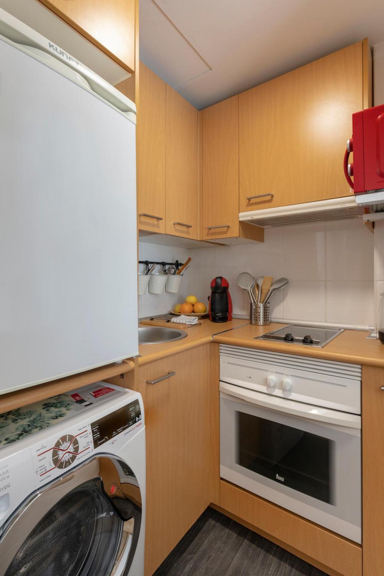 Precioso Apartamento En Pleno Centro By Rent Me Малага Экстерьер фото